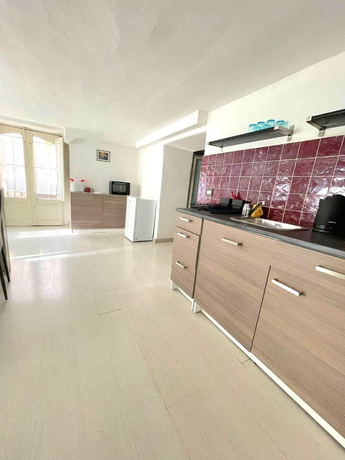 May'S Apartment Катанія Екстер'єр фото