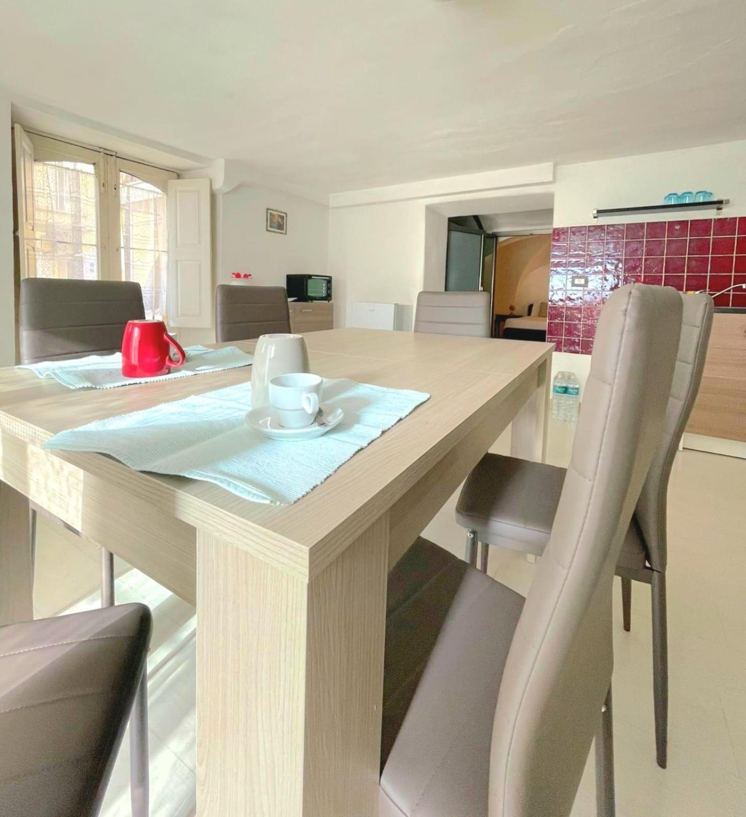 May'S Apartment Катанія Екстер'єр фото